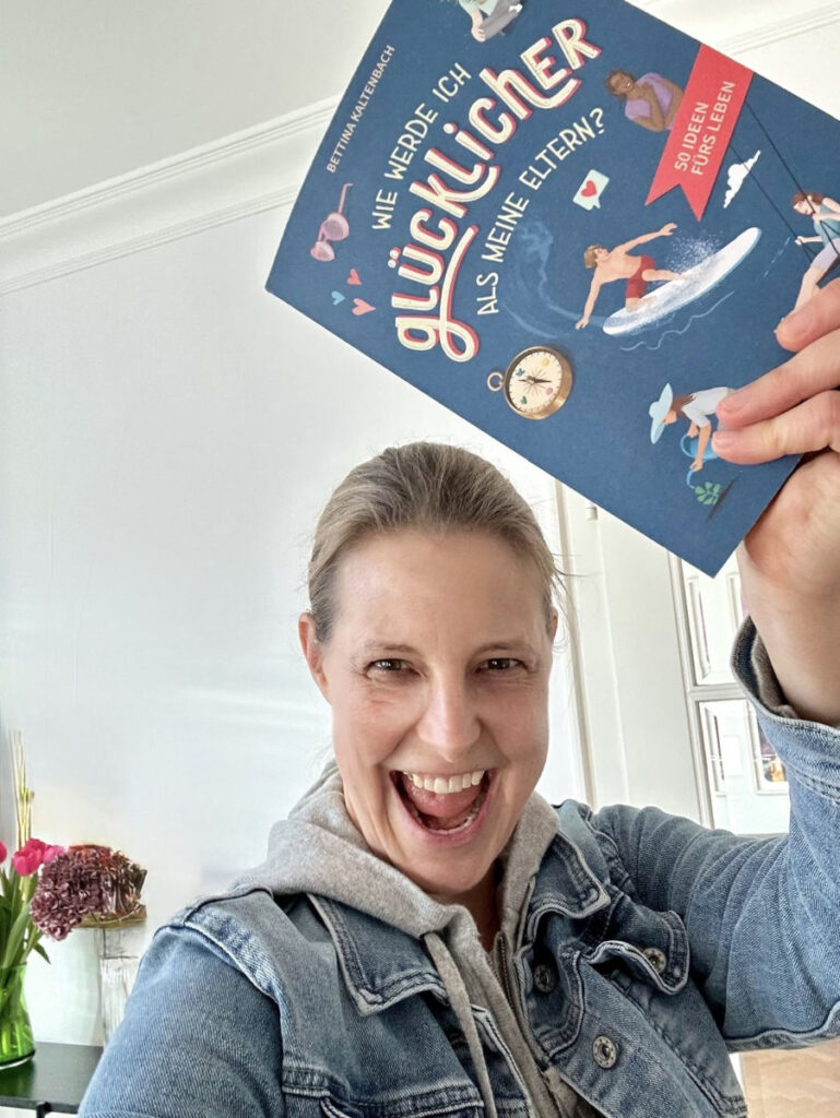 bettina mit ihrem buch