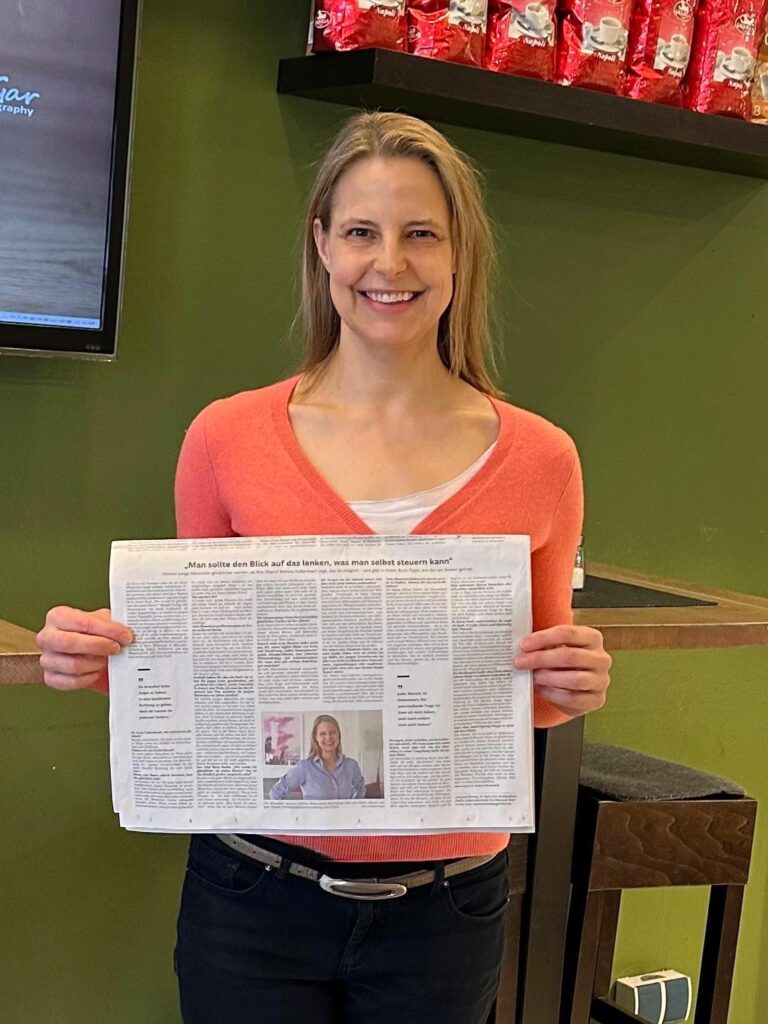 sz artikel in der hand Veröffentlichung Süddeutsche Zeitung Buchrezension